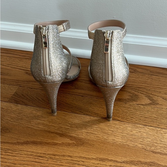 Kelly and Katie Heels - Picture 3 of 6